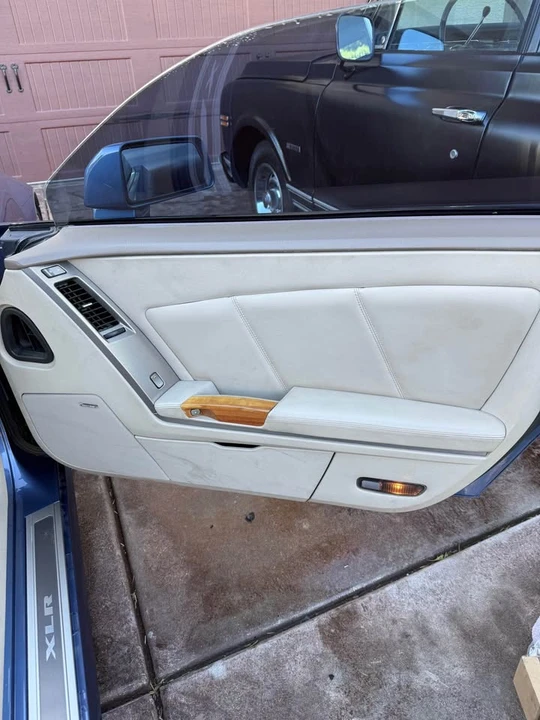 2005 Cadillac XLR - Image 11 of 11