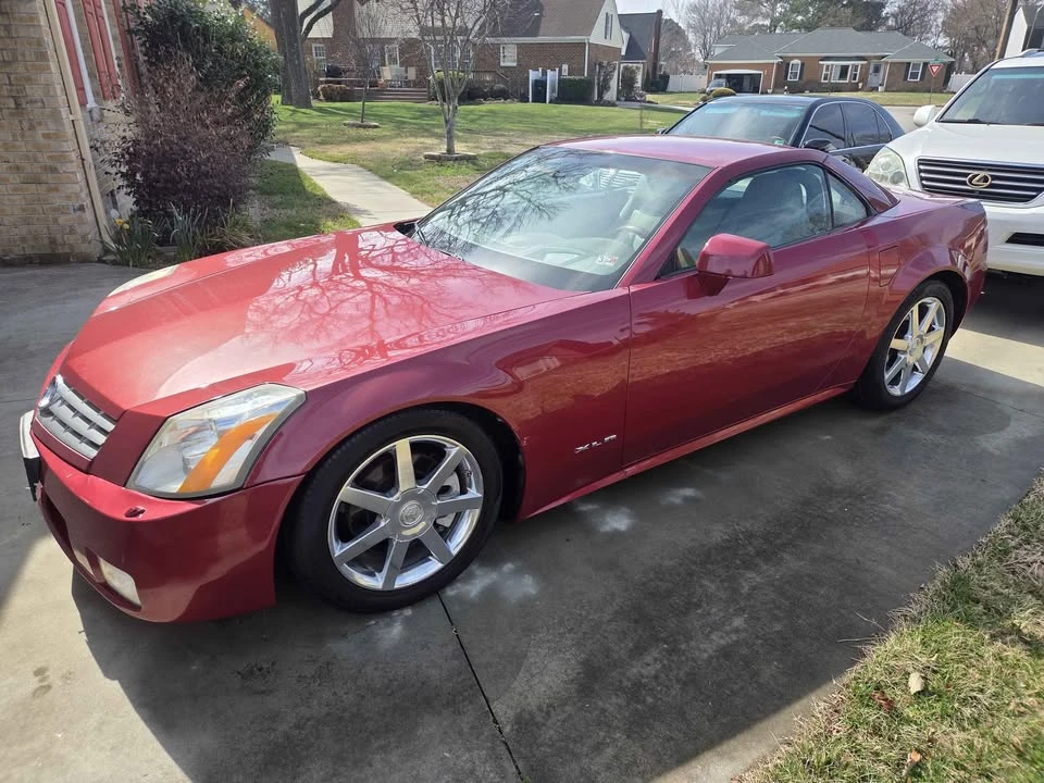 2005 Cadillac XLR - Image 4 of 14