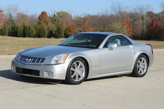 2005 Cadillac XLR - Image 4 of 20