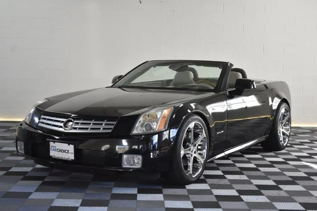 2005 Cadillac XLR - Image 2 of 20