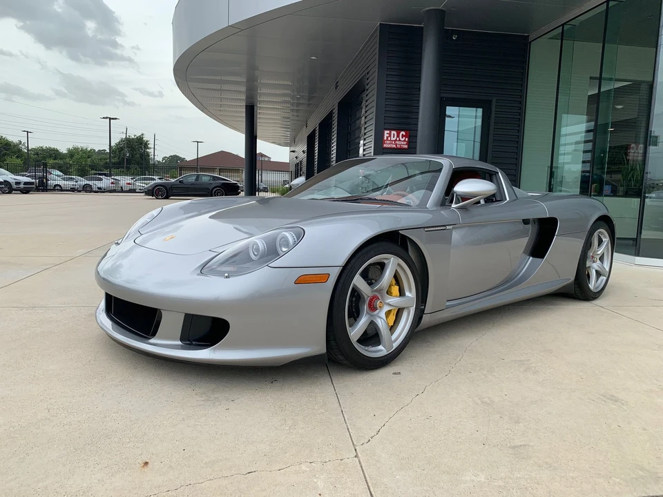2005 Porsche Carrera GT - Image 6 of 18