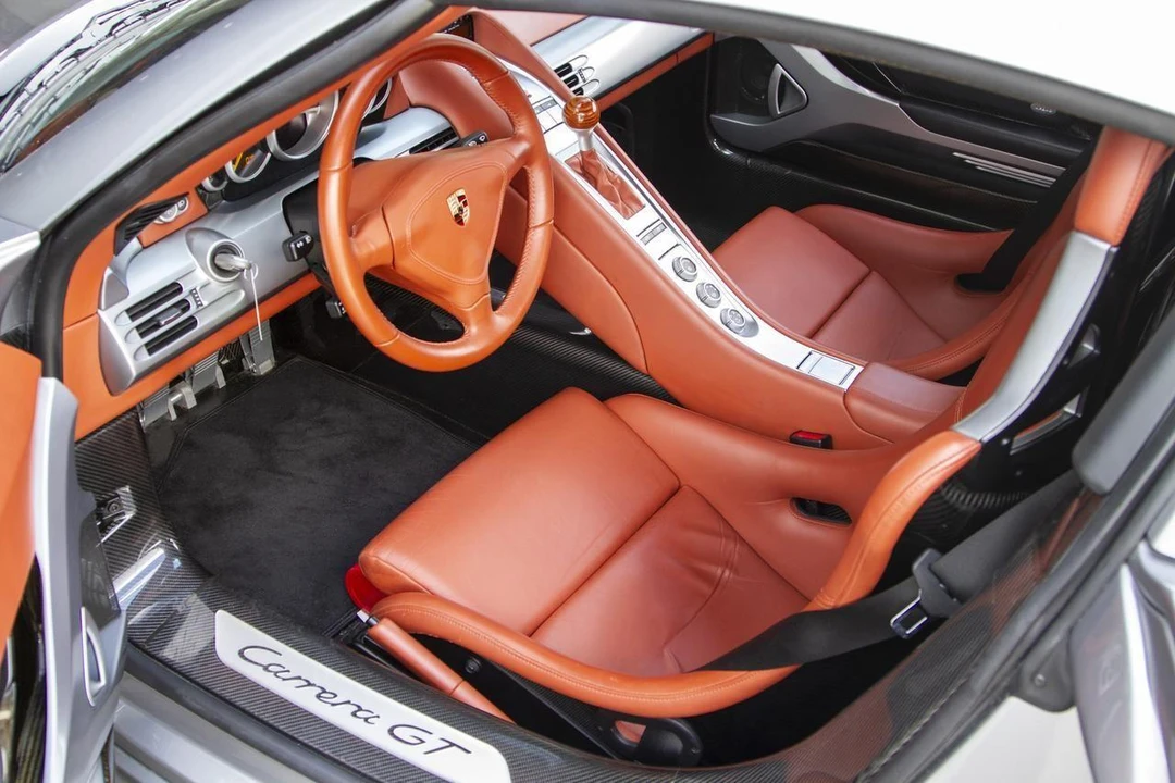 2005 Porsche Carrera GT - Image 9 of 13