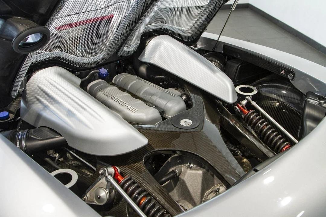 2005 Porsche Carrera GT - Image 8 of 13
