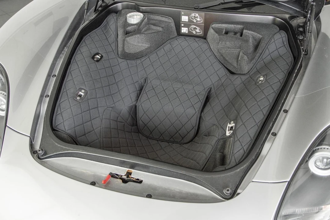 2005 Porsche Carrera GT - Image 13 of 13