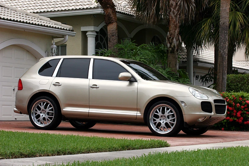 2005 Porsche 955/957 Cayenne S - Image 17 of 31