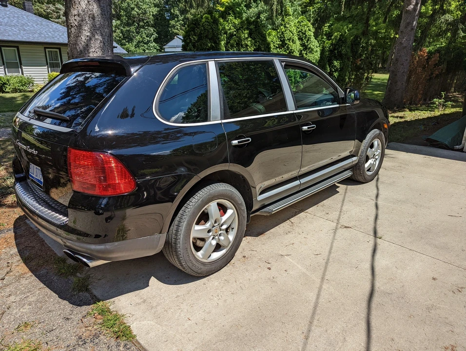 2005 Porsche 955/957 Cayenne Turbo - Image 3 of 20