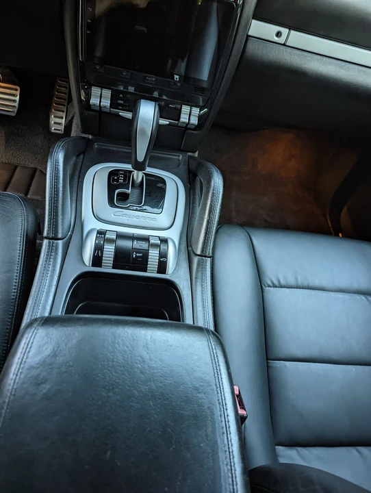 2005 Porsche 955/957 Cayenne Turbo - Image 8 of 20