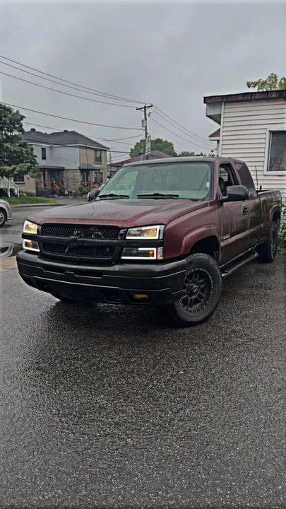 2005 Chevrolet Silverado 1st Gen - Image 2 of 10