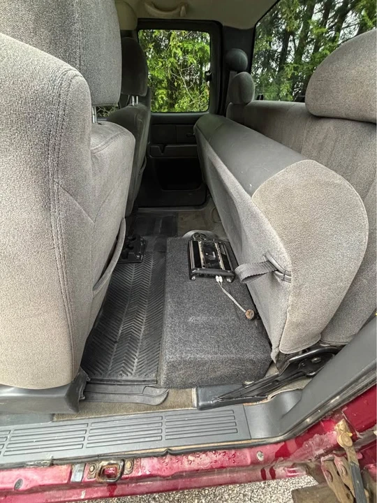 2005 Chevrolet Silverado 1st Gen - Image 8 of 15