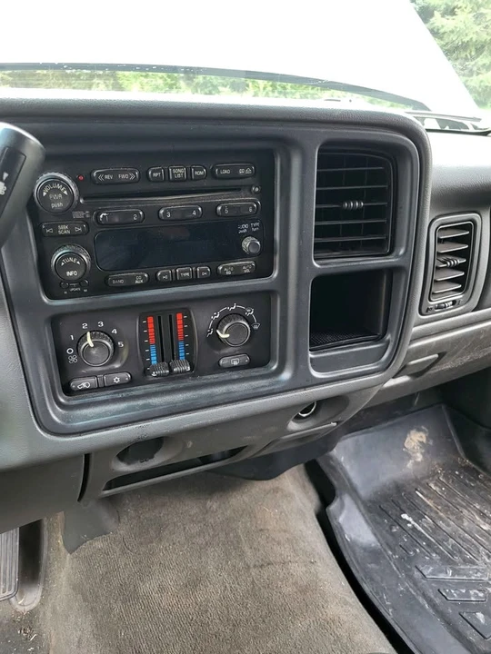 2005 Chevrolet Silverado 1st Gen - Image 14 of 16