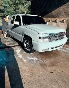 2005 Chevrolet Silverado 1500 Regular Cab Silverado SS 6.0