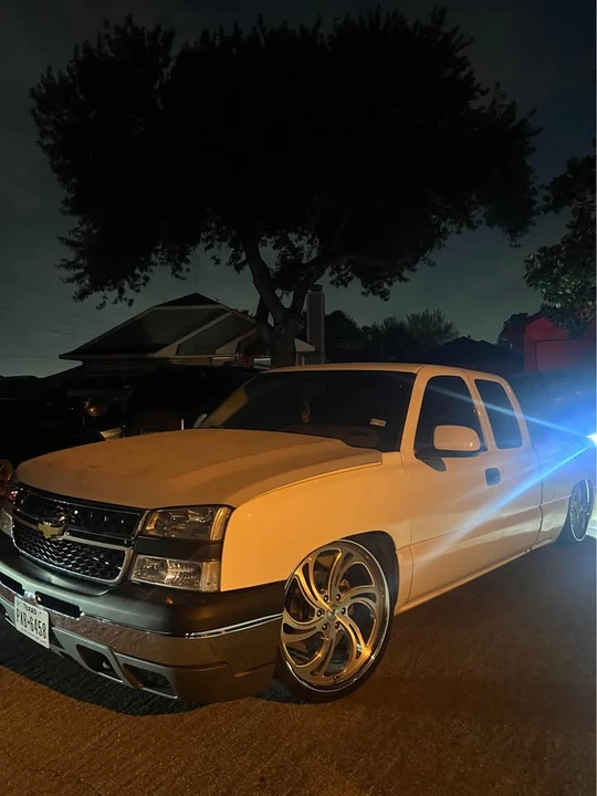 2005 Chevrolet Silverado 1st Gen - Image 2 of 6
