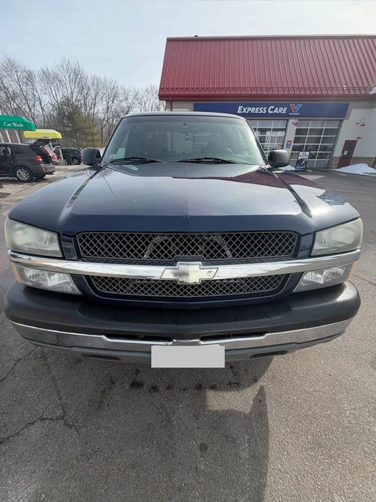 2005 Chevrolet Silverado 1st Gen - Image 2 of 12