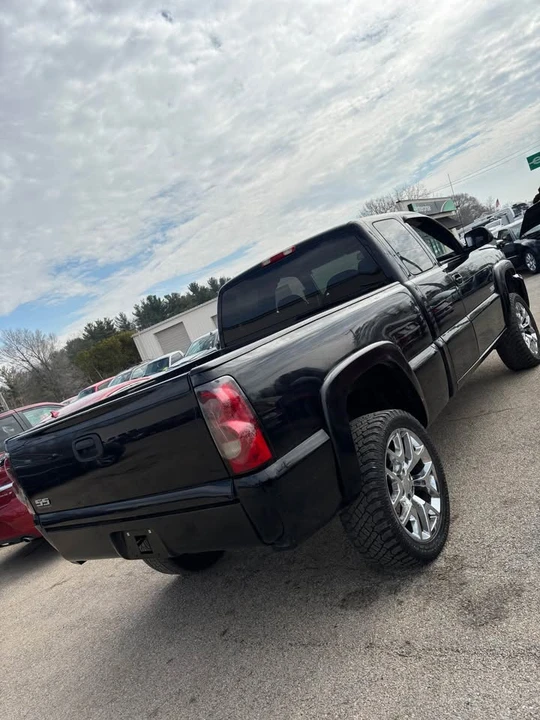 2005 Chevrolet Silverado 1st Gen - Image 3 of 16