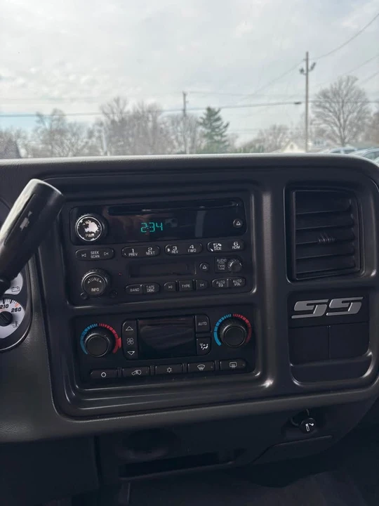 2005 Chevrolet Silverado 1st Gen - Image 13 of 16
