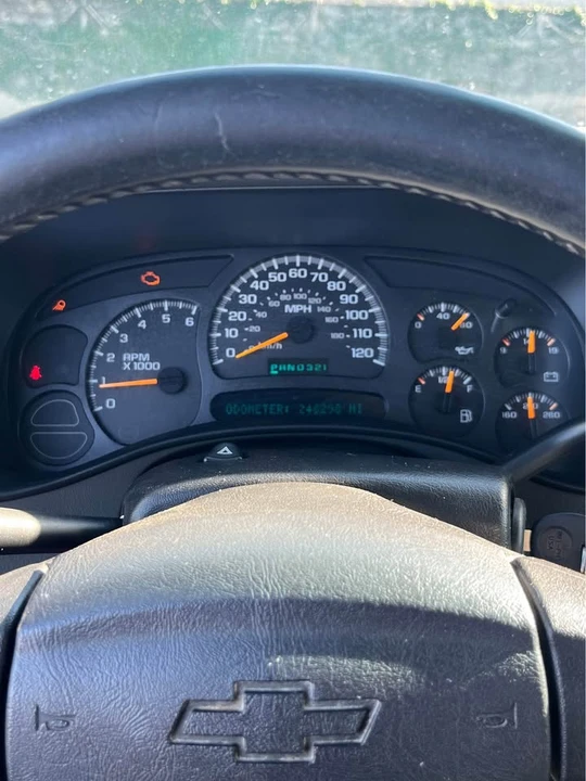 2005 Chevrolet Silverado 1st Gen - Image 9 of 11