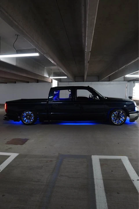 2005 Chevrolet Silverado 1st Gen - Image 2 of 12