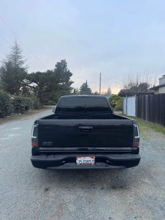2005 Chevrolet Silverado 1st Gen - Image 4 of 10