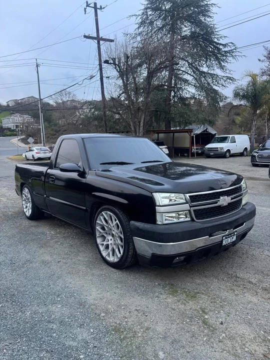 2005 Chevrolet Silverado 1st Gen - Image 3 of 10