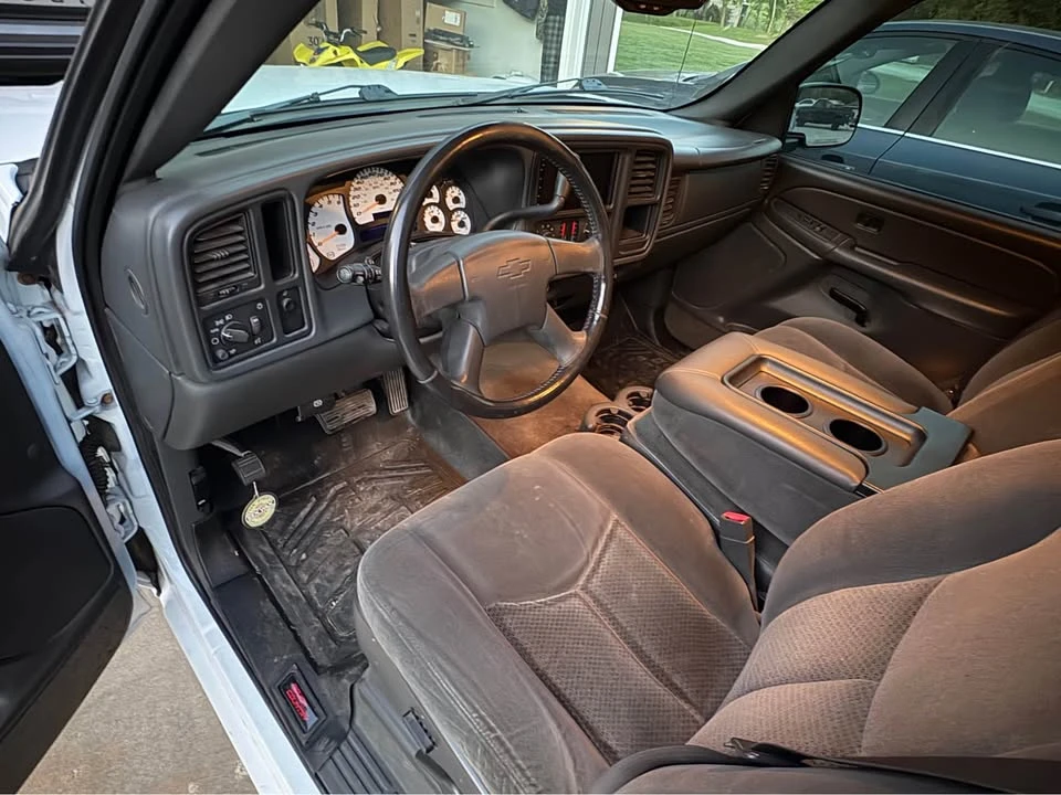 2005 Chevrolet Silverado 1st Gen - Image 2 of 4