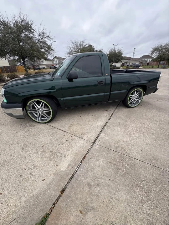 2005 Chevrolet Silverado 1st Gen - Image 2 of 8