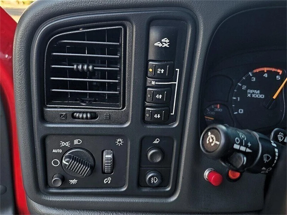 2005 Chevrolet Silverado 1st Gen - Image 26 of 31