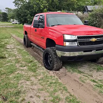2005 Chevrolet 2500 HD Regular Cab Long Bed