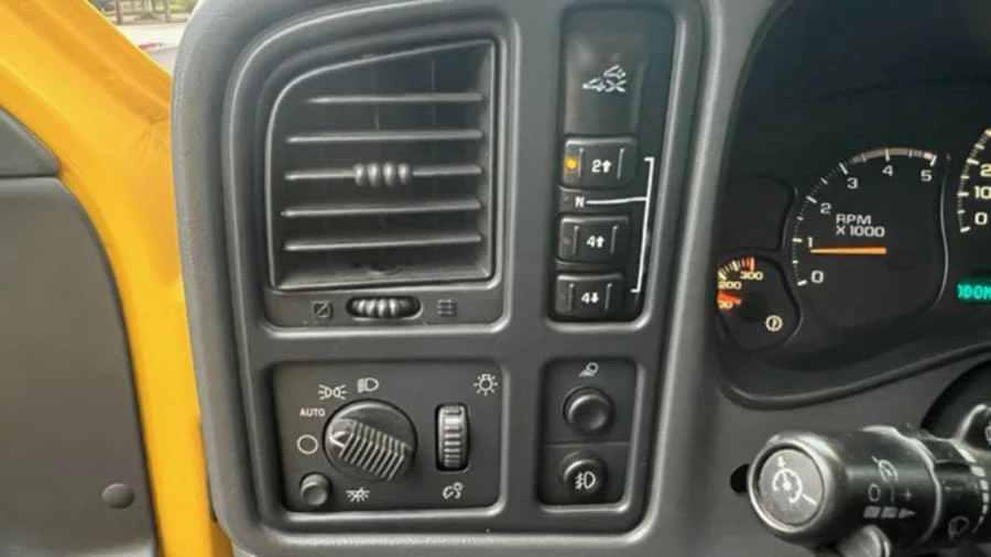 2005 Chevrolet Silverado 1st Gen - Image 13 of 25