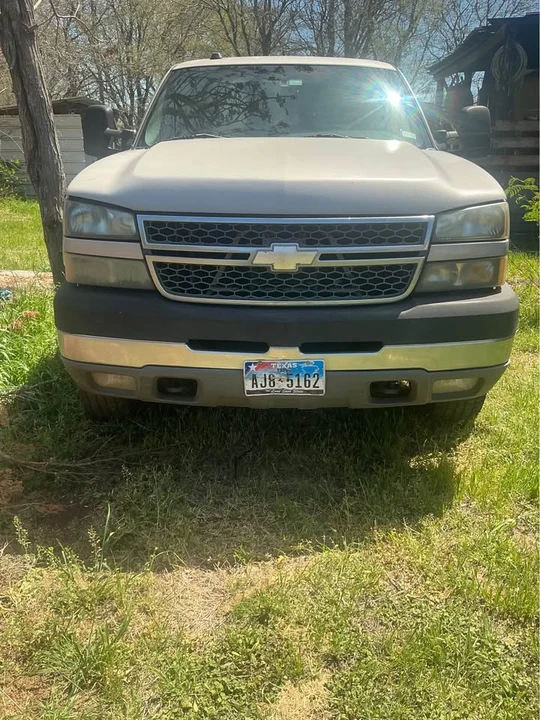 2005 Chevrolet Silverado 1st Gen - Image 2 of 12