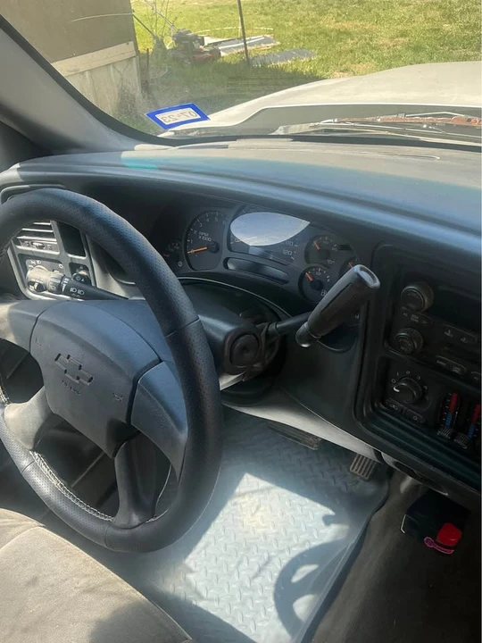 2005 Chevrolet Silverado 1st Gen - Image 8 of 12
