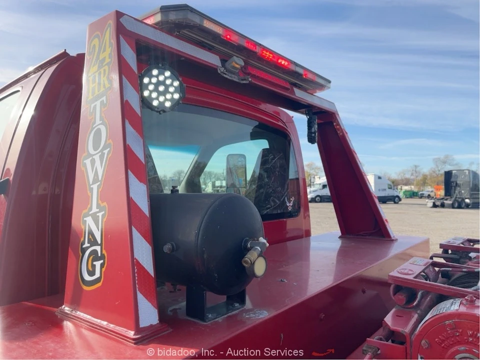 2005 Chevrolet Kodiak - Image 11 of 12