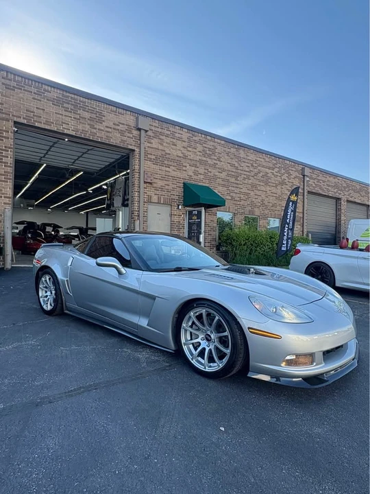 2005 Chevrolet Corvette C6 - Image 2 of 13
