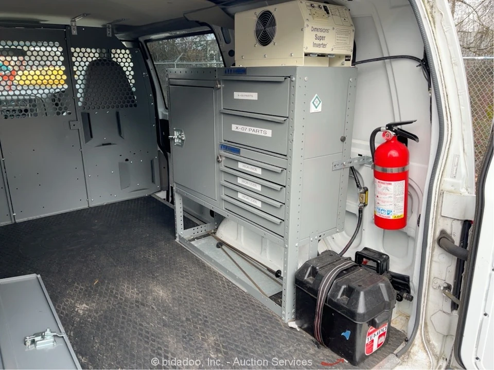 2005 Chevrolet Astro - Image 11 of 12