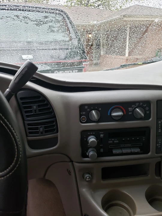 2005 Chevrolet Astro - Image 14 of 14
