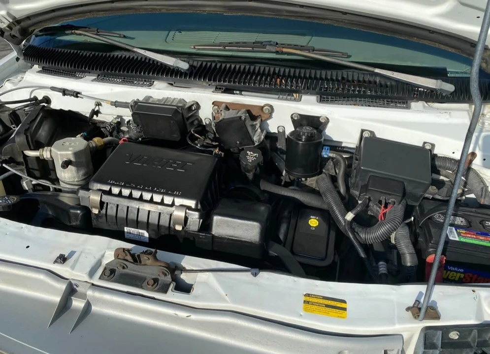 2005 Chevrolet Astro - Image 7 of 14