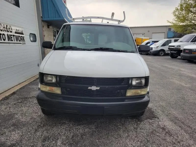 2005 Chevrolet Astro - Image 3 of 31
