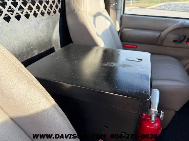 2005 Chevrolet Astro - Image 9 of 21