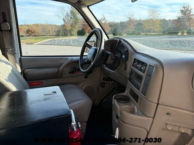 2005 Chevrolet Astro - Image 6 of 21
