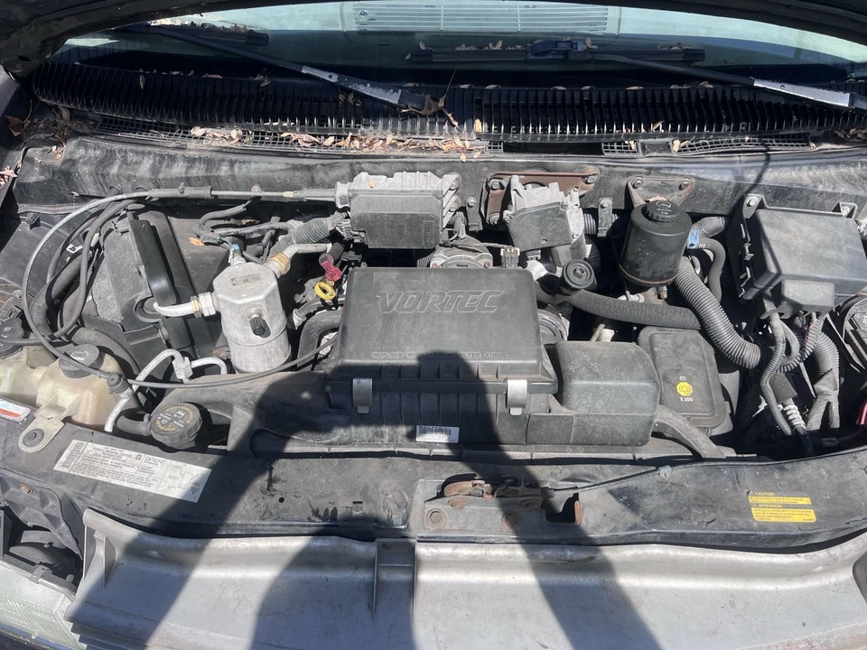 2005 Chevrolet Astro - Image 20 of 20