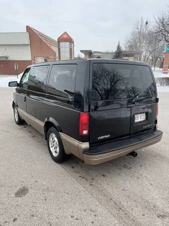 2005 Chevrolet Astro - Image 7 of 10