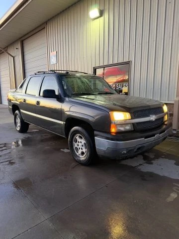 2005 Chevrolet Avalanche - Image 7 of 17