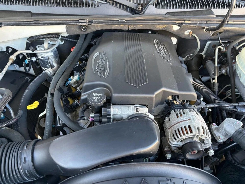 2005 Chevrolet Avalanche - Image 8 of 21