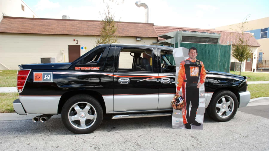 2005 Chevrolet Avalanche - Image 5 of 5