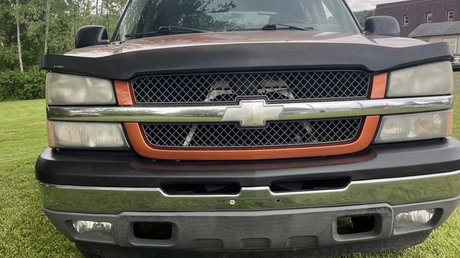 2005 Chevrolet Avalanche - Image 2 of 31