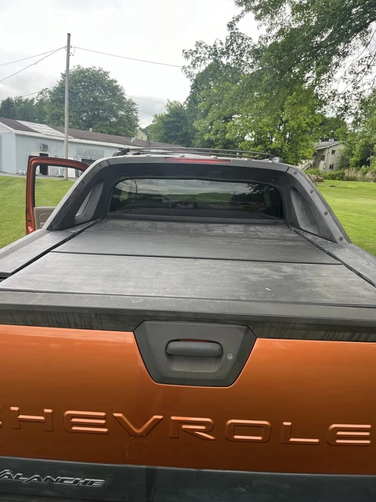 2005 Chevrolet Avalanche - Image 4 of 31