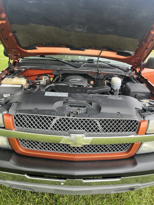 2005 Chevrolet Avalanche - Image 28 of 31