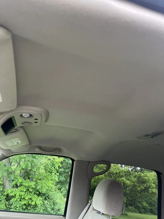 2005 Chevrolet Avalanche - Image 15 of 31