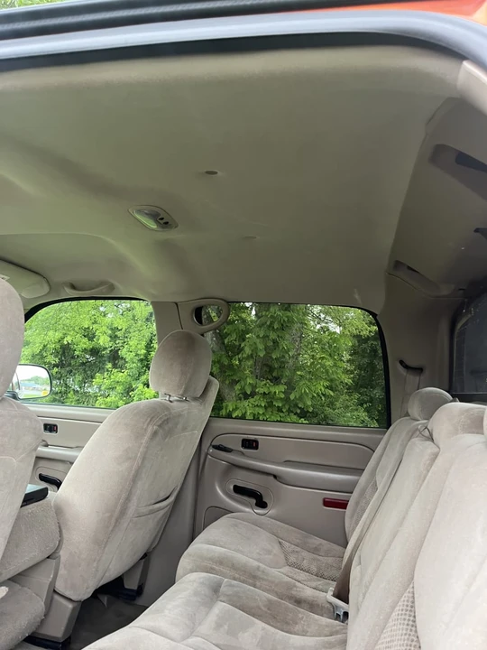 2005 Chevrolet Avalanche - Image 18 of 31
