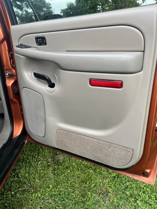 2005 Chevrolet Avalanche - Image 23 of 31