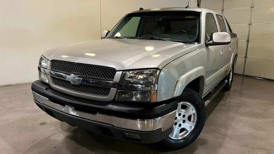 2005 Chevrolet Avalanche - Image 15 of 15